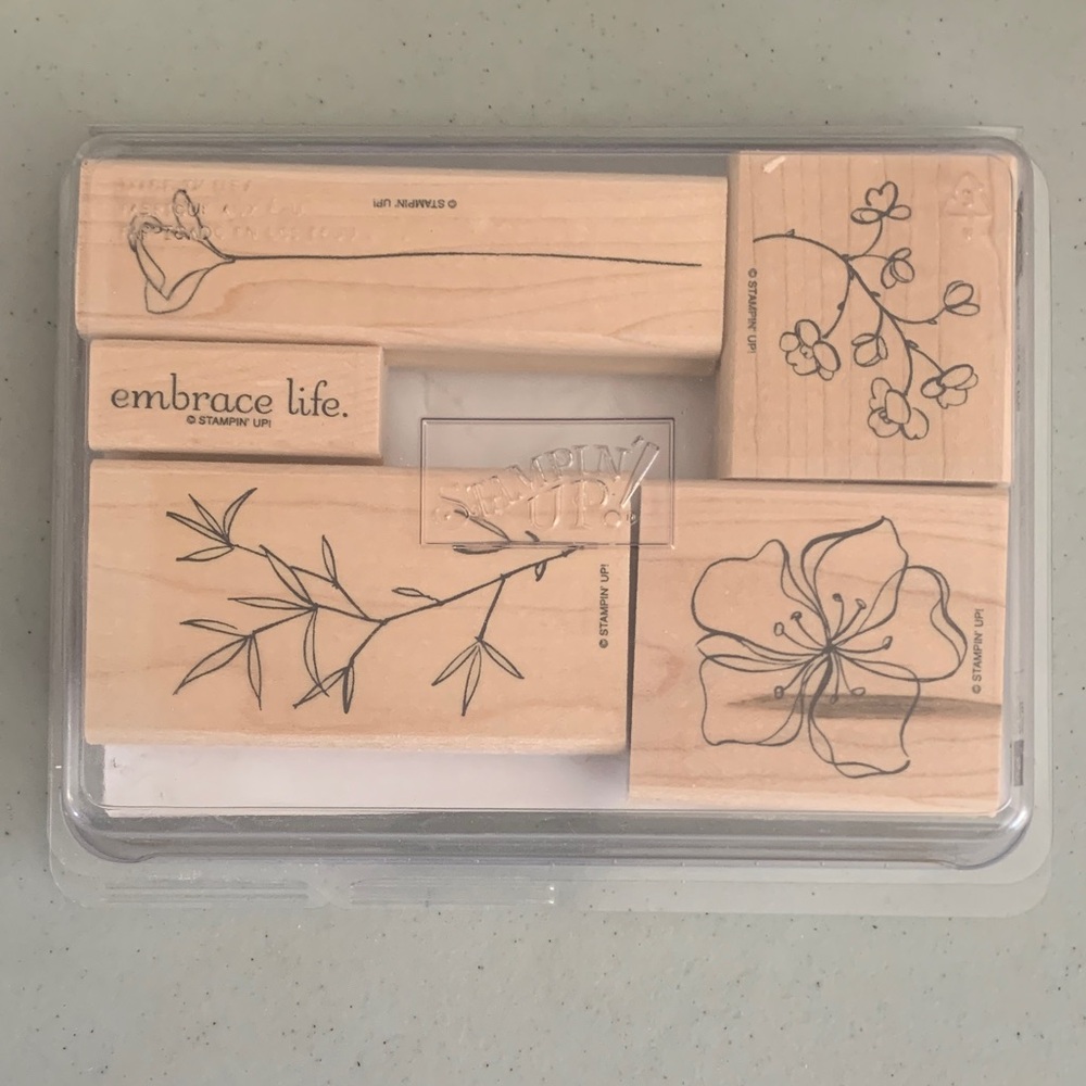 Stampin' Up! Wooden Stamp Set - new